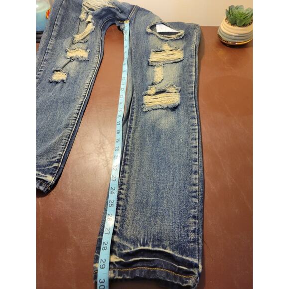 Distressed Ripped Jeans Classic Collection Blue Denim Mid Rise Men's Size 32 - Picture 4 of 13